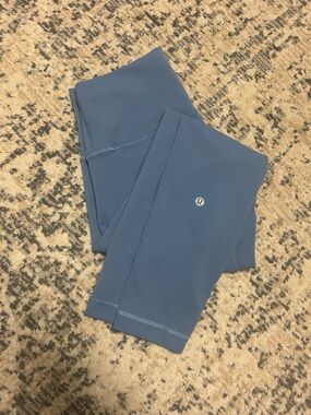 Lululemon Wunder Train High-Rise Tight 25” ; color - oasis blue ; size - 8